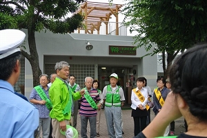 秋の全国交通安全運動の写真