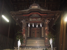 鳥屋諏訪神社本殿