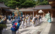 上溝夏祭り　御霊入れの儀（亀が池八幡宮）（2024年7月撮影）の拡大写真を表示