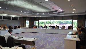 会議の様子の写真